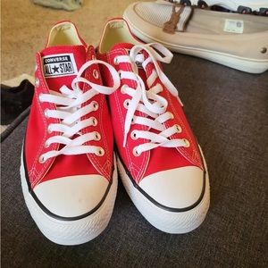 Converse Allstars Women’s Size 10.5